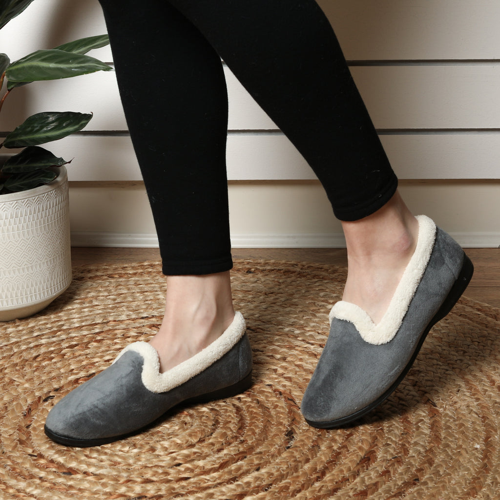 GREY COUNTY CLASSICS FULL SLIPPER 4-8'S 13431